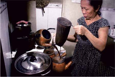 Độc đáo cà phê vợt - thăng trầm và thăng hoa