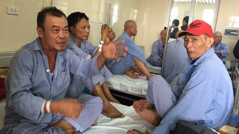 Giám đốc BV tư mổ xẻ chuyện 4 bệnh nhân/giường BV công