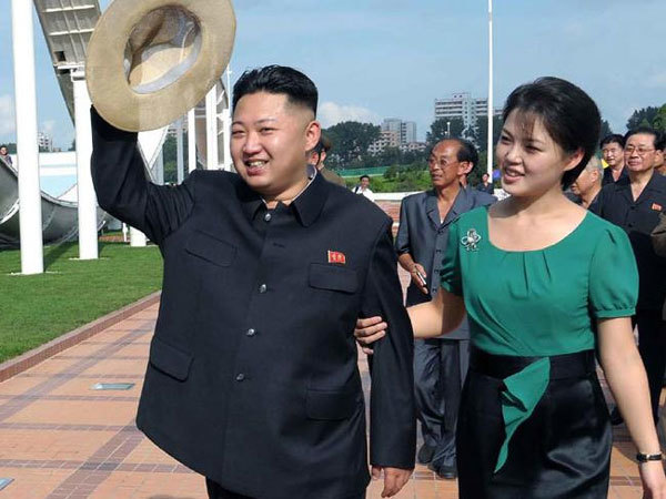 Vợ Kim Jong-un vừa sinh con trai?