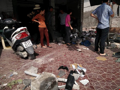 Giám đốc lái ô tô đâm chết 2 người