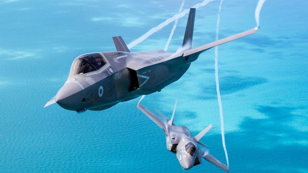 Trump chê chương trình chiến cơ F-35 đắt đỏ