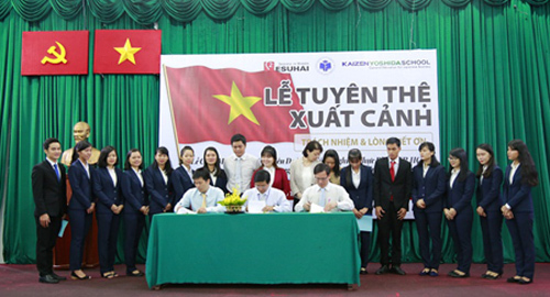 Doanh nghiệp, trường đại học góp sức hướng nghiệp cho học sinh