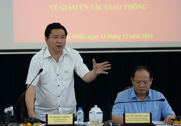 Bí thư Thăng: Thuê tôi chỉ huy, 2017 sẽ xong bến xe miền Đông