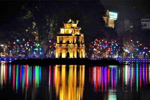 Những điểm chụp ảnh Giáng sinh cực chất ở Hà Nội