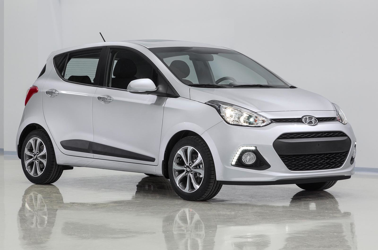 Top 5 ô tô cũ siêu đẹp ‘giá rẻ như bèo’ của Hyundai