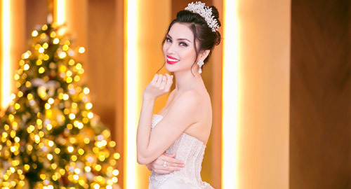 ‘Nữ hoàng tài năng’ Huyền Sâm lộng lẫy váy áo nghìn đô