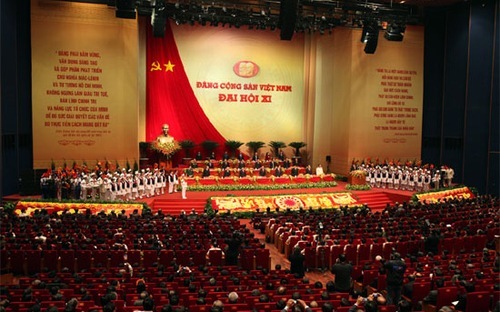 “Đảng viên đi trước, làng nước theo sau”