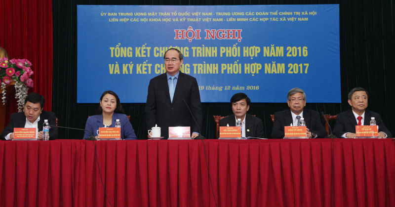 Hình thành phong trào vận động toàn dân chống tham nhũng