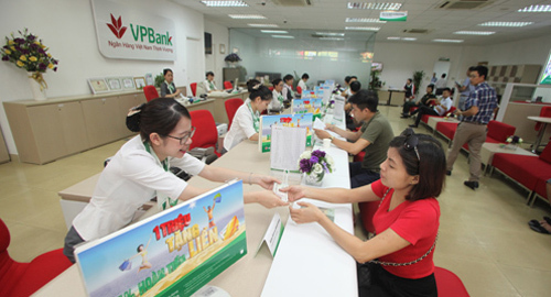 VPBank xin ý kiến cổ đông về việc ‘lên sàn’