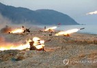 Kim Jong Un huấn luyện chiến đấu giữa đêm