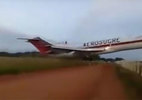 Máy bay Colombia cất cánh hỏng, lao xuống đất bốc cháy
