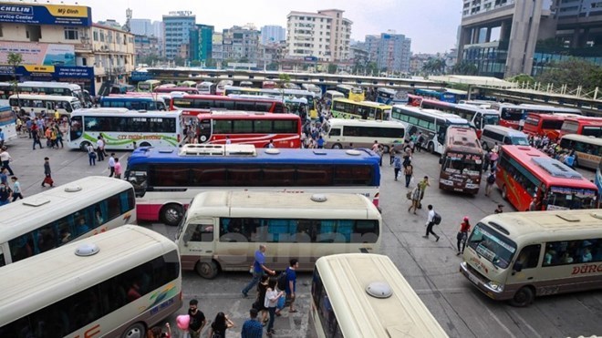 Chủ tịch HN 'truy' Giám đốc Sở chậm điều chuyển xe khách