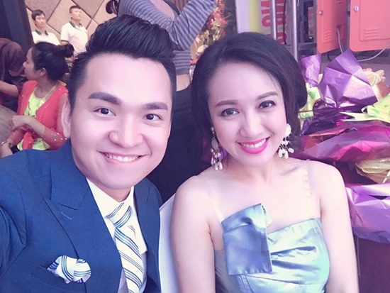 MC Hạnh Phúc khoe ảnh selfie với BTV Hoài Anh