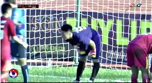 Văn Hùng cứu thua 29'