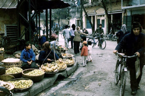 Tết thời bao cấp: Đau đầu thái lá gan lợn thành 45 phần