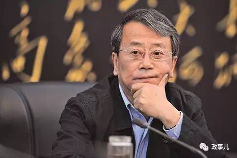 Hám tiền, cả loạt quan lớn một tỉnh rủ nhau 'bóc lịch'