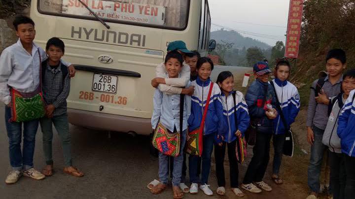 Hành động tử tế của lái xe khách Sơn La khiến dân mạng nể phục
