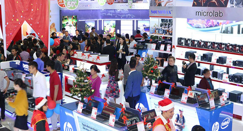 Hàng điện máy nhộn nhịp mùa Tết