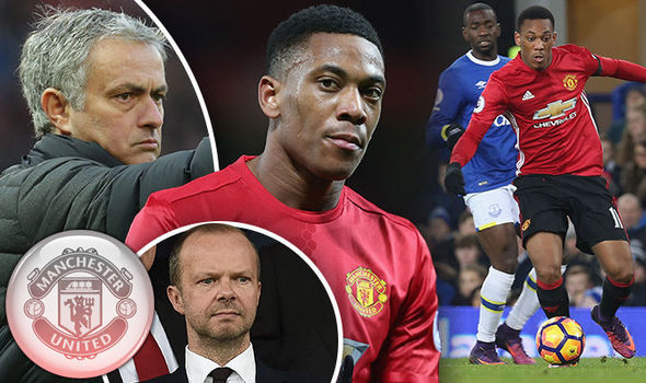 Tin chuyển nhượng 29/12: Mourinho chặn đường Martial, Arsenal mua 