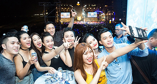 Giới trẻ TP.HCM chờ được ‘trắng đêm’ cùng Tiger Remix