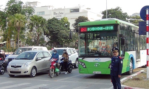 Đi thế nào để không bị phạt khi xe buýt nhanh BRT hoạt động?