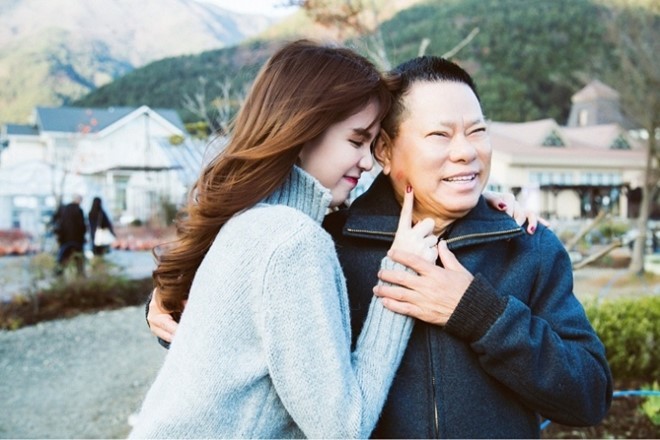 Tài sản người tình tỷ phú USD của Ngọc Trinh tăng chóng mặt