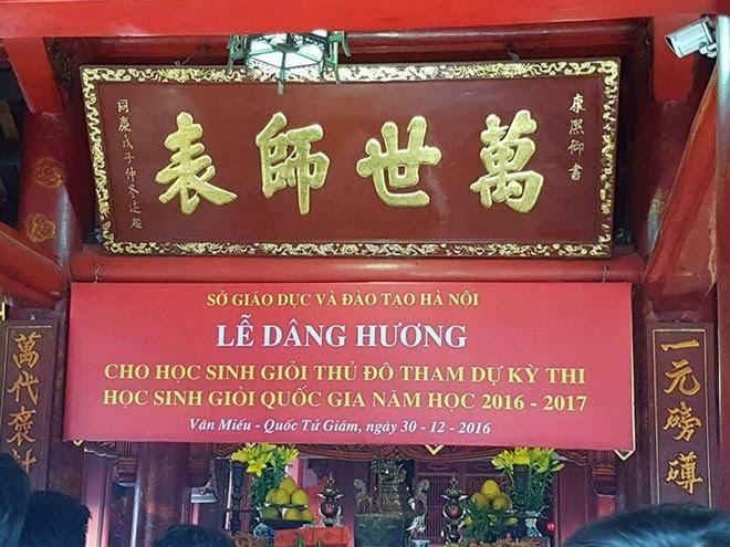 ‘Dâng hương cho học sinh giỏi’: Chuyện ‘hi hữu’ không… hiếm gặp