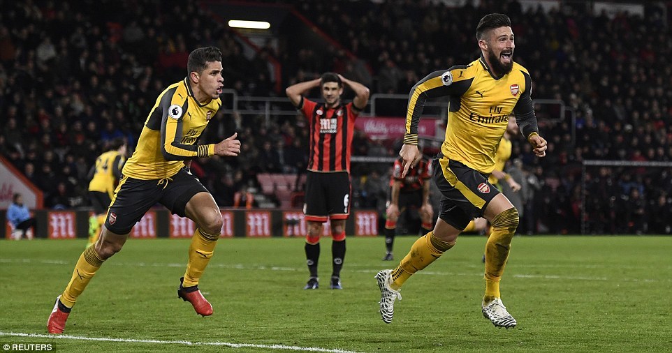 Bị dẫn 3 bàn, Arsenal vẫn giành điểm ngoạn mục