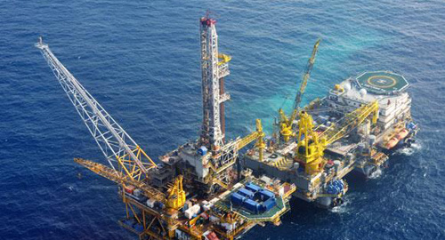 2016, Petrovietnam trụ vững trước ‘sóng gió’ giá dầu