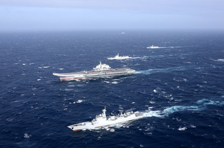 Xem tàu sân bay Trung Quốc tập trận ở Biển Đông