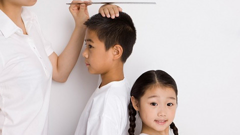 Đứng im 100 năm, chiều cao người Việt đang nhúc nhích