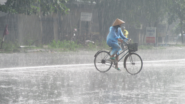 Miền Bắc chiều nay mưa rào