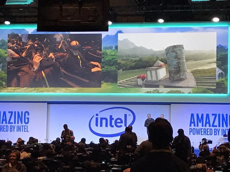 Intel ra mắt kính VR kiểu mới cùng ... túi nôn