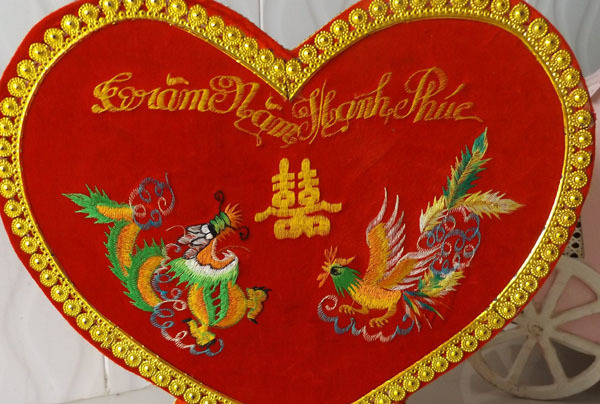 Nhạc công trộm tiền mừng cưới đi nhậu