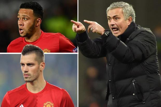 Bán Depay và Schneiderlin, Mourinho không tuyển người thay thế