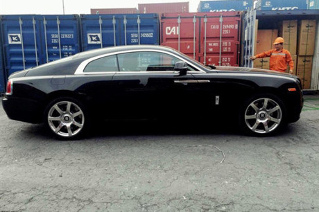 Rolls-Royce Wraith giá 35 tỷ đầu tiên về Việt Nam năm 2017