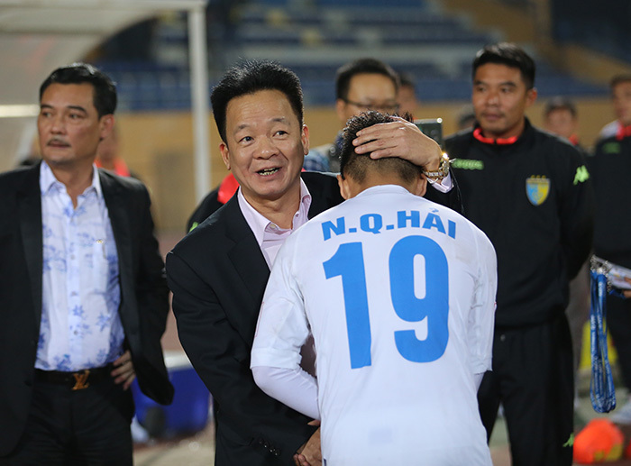 Bầu Hiển: “Siêu phẩm của Quang Hải đã được lập trình”