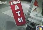 Xem cướp hốt cả cây ATM trong 1 phút