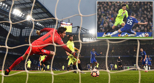 Terry nhận thẻ đỏ, Chelsea vẫn thắng lớn tại FA Cup