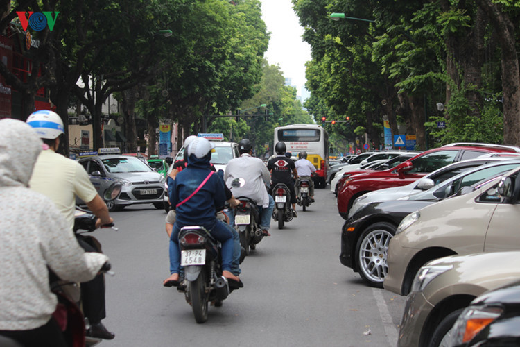 Hà Nội điều chỉnh giá trông giữ ô tô, xe máy