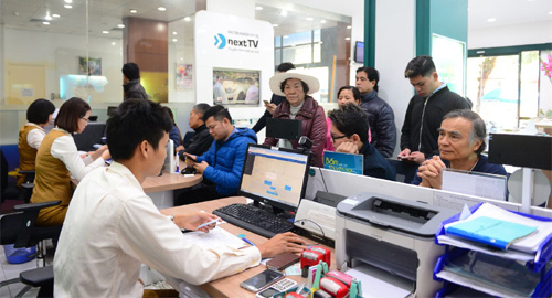 Hàng triệu người đổi SIM Viettel 4G miễn phí mỗi ngày