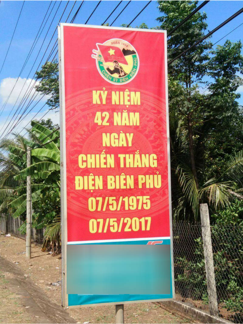 Nhầm năm chiến thắng Điện Biên Phủ trên áp phích