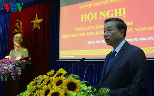 Tây Nguyên cần tập trung xử lý vấn đề rừng, đất và nước