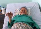 Thay khớp háng cho cụ bà 102 tuổi ở Sài Gòn
