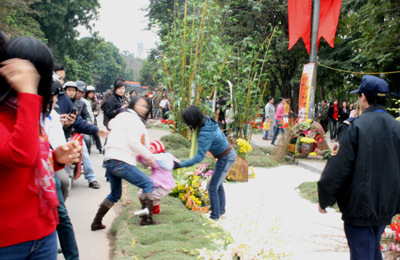 Phá tảng băng văn hóa ‘không nhúc nhích’