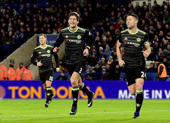 Chelsea nhấn chìm ĐKVĐ Leicester