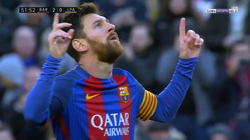 Khen Messi, Raul bị fan Real chửi như tát nước