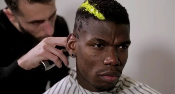 Cận cảnh Pogba xử