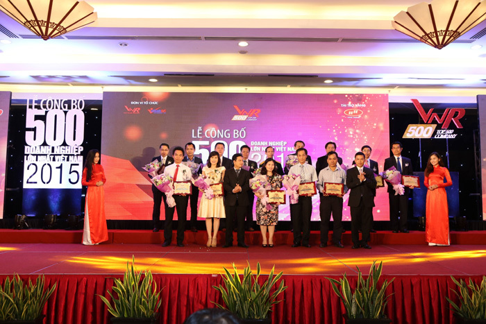 VNR500 năm 2016: Công bố top 500 DN lớn nhất Việt nam