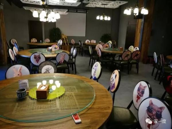 Ăn tất niên, trò bị thầy ép rượu đến chết